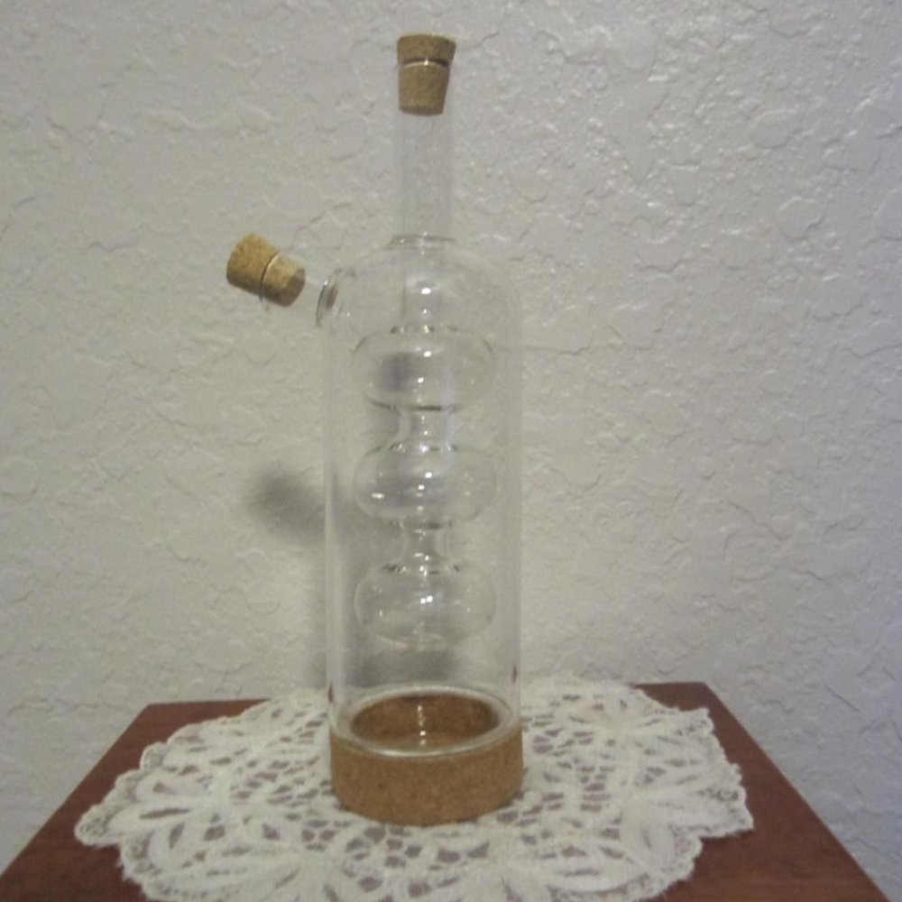 Lily's Home Glass Oil and Vinegar Cruet Dispenser with Cork Base--NIB - Picture 3 of 10
